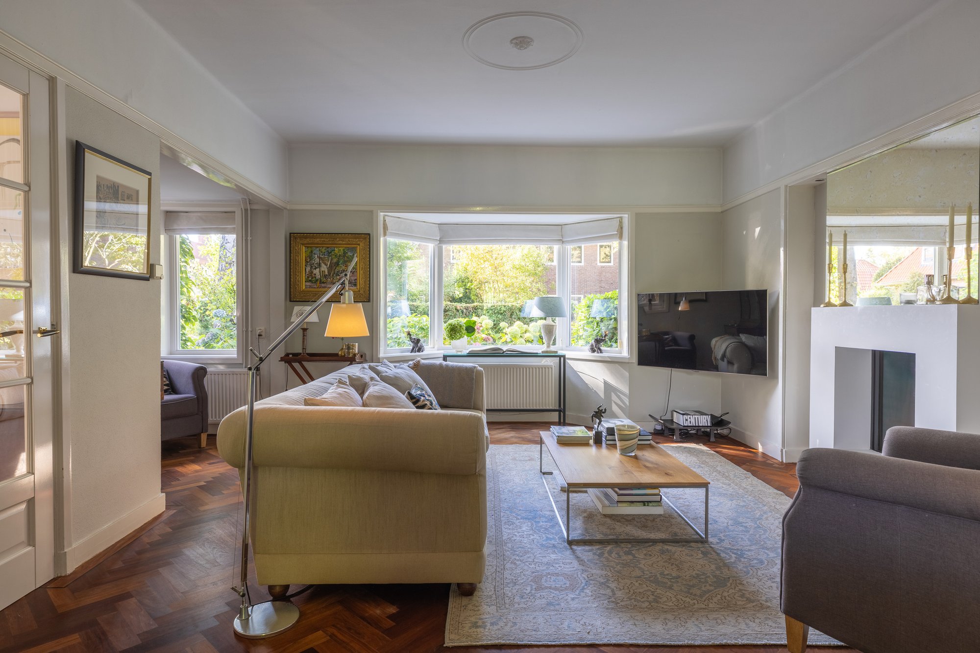 Hoekwoning te koop: Constantijn Huijgenslaan 13, Bussum