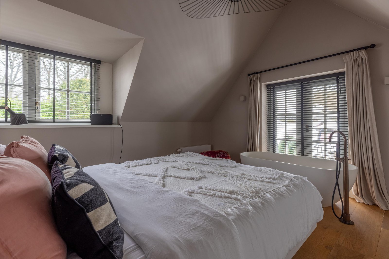 Vrijstaande woning te huur: Slangenweg 9, Laren